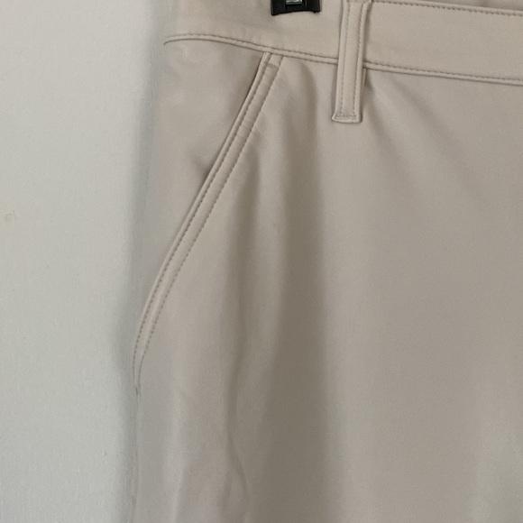 Banana Republic Winter white faux leather pants, size 29/8 - Picture 3 of 7